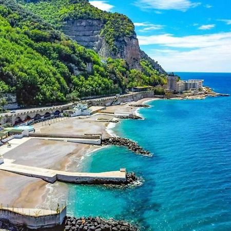 Il Rifugio Di Pozzano Leilighet Castellammare di Stabia Eksteriør bilde