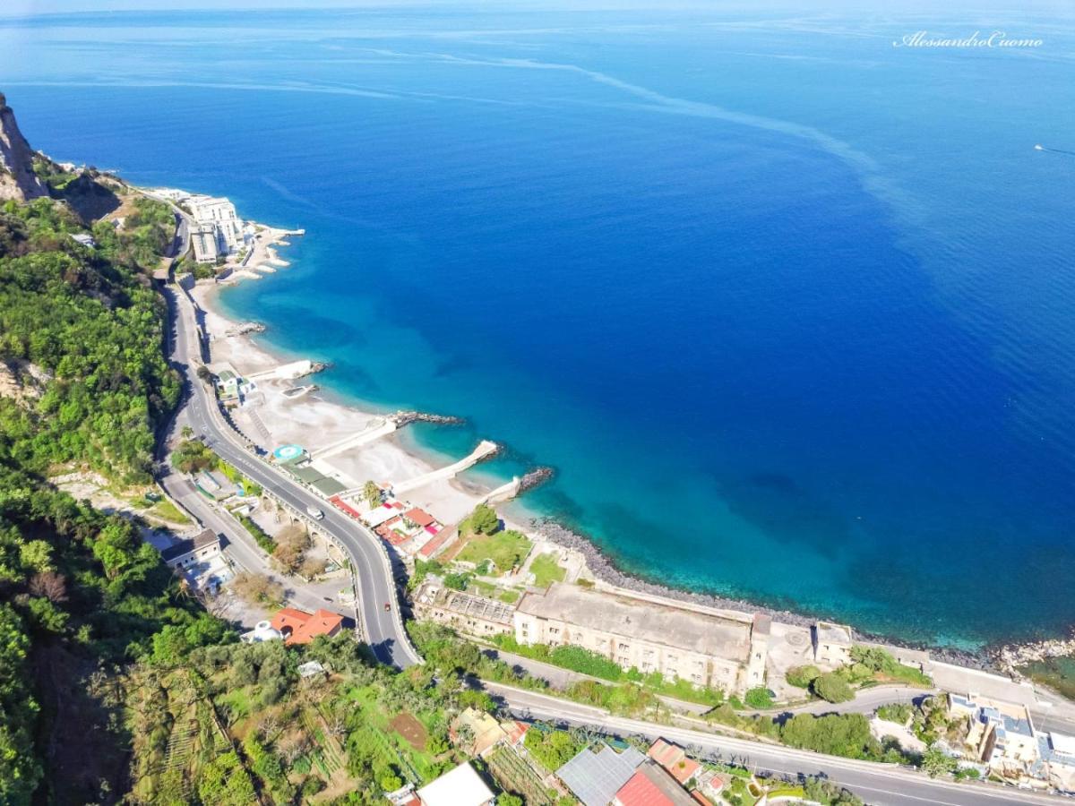 Il Rifugio Di Pozzano Leilighet Castellammare di Stabia Eksteriør bilde
